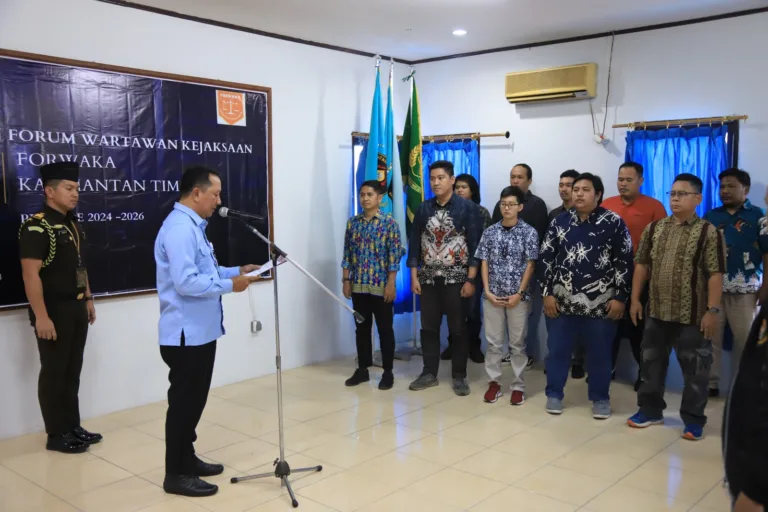 Foto: Pengukuhan pengurus Forwaka Kaltim priode 2024-2026 oleh Kajati Kaltim Hari Setiyono