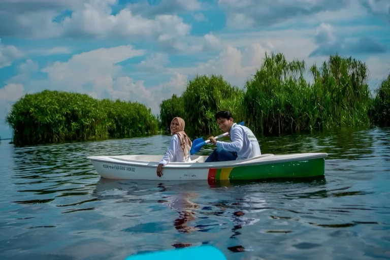 Foto : Suasana di Danau Siran Kecamatan Muara Kaman (Istimewa)
